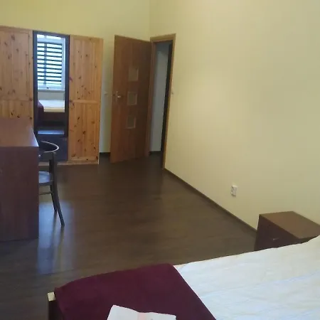 2B Pokoj W Sercu Wroclawia Bed and Breakfast Βρότσλαβ